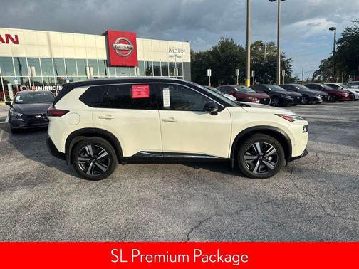 2023 Nissan Rogue SL