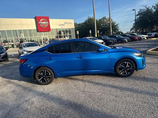 2025 Nissan Sentra SV