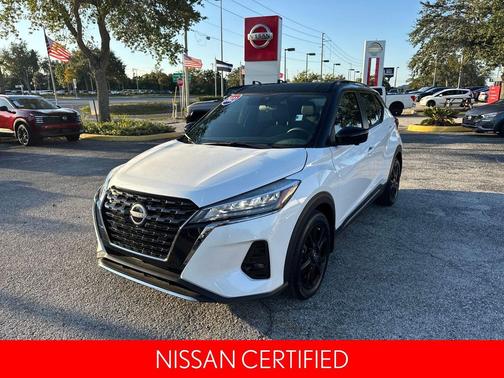 2023 Nissan Kicks SR