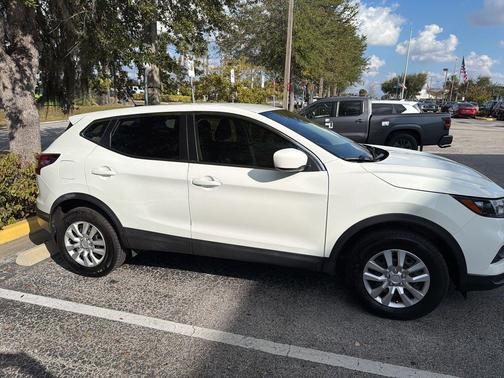 2020 Nissan Rogue Sport S