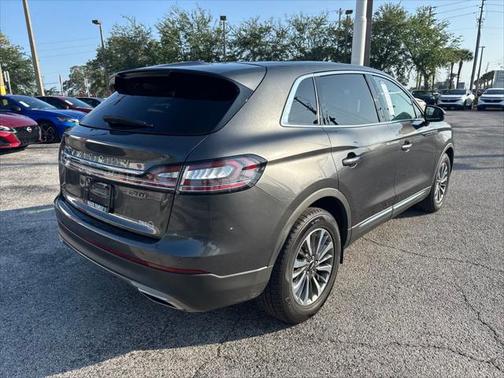 2020 Lincoln Nautilus Reserve