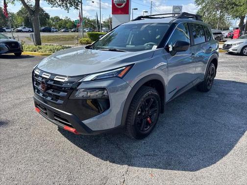 2025 Nissan Rogue Rock Creek