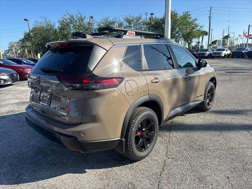 2025 Nissan Rogue Rock Creek