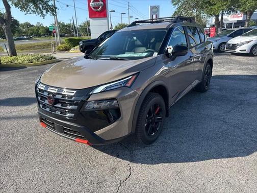 2025 Nissan Rogue Rock Creek
