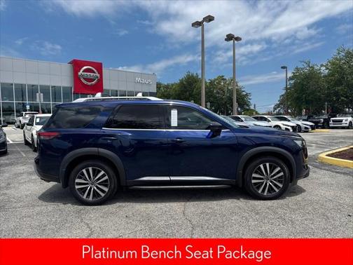 2022 Nissan Pathfinder Platinum 4WD