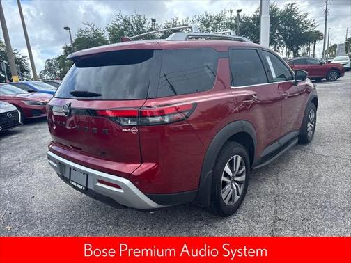 2023 Nissan Pathfinder SL FWD