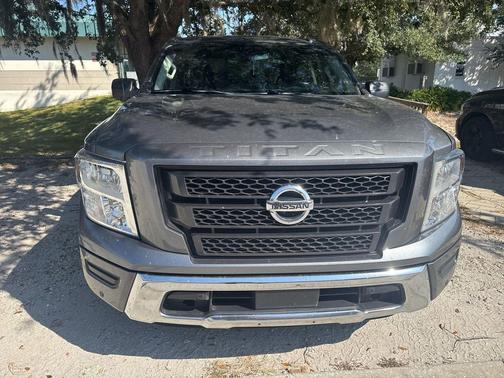 2021 Nissan Titan SV