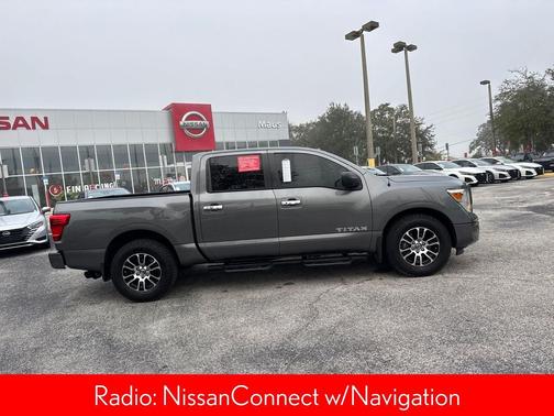 2021 Nissan Titan SV