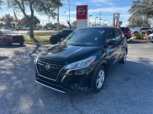 2021 Nissan Kicks S