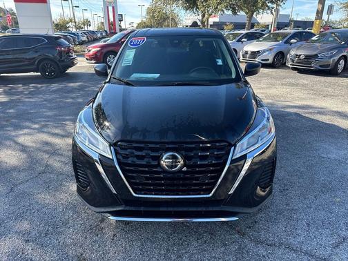 2021 Nissan Kicks S