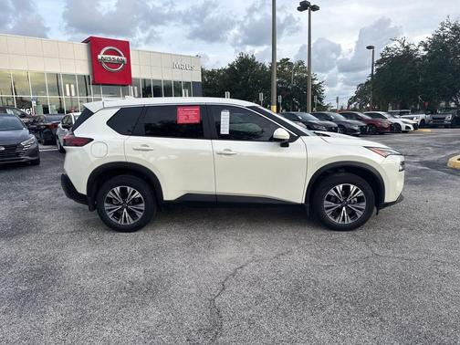 2023 Nissan Rogue SV