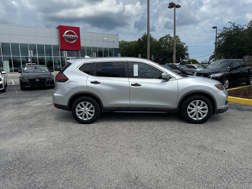 2018 Nissan Rogue S