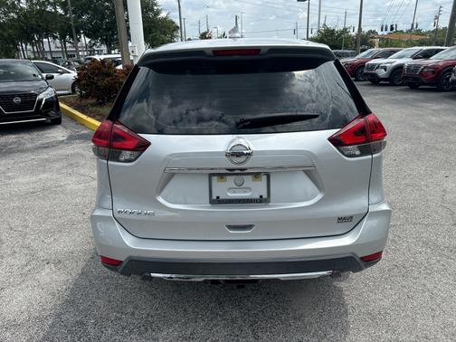 2018 Nissan Rogue S