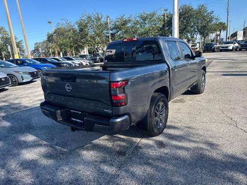 2026 Nissan Frontier SV