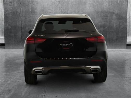 2025 Mercedes-Benz GLA 250 4MATIC