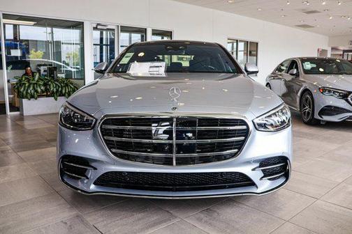 Cirrus Silver Metallic 2026 Mercedes-Benz S-Class 4MATIC