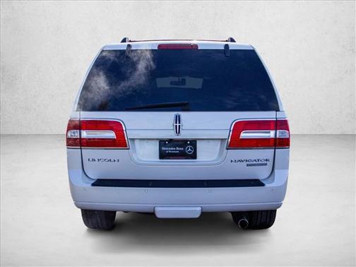 2013 Lincoln Navigator Base