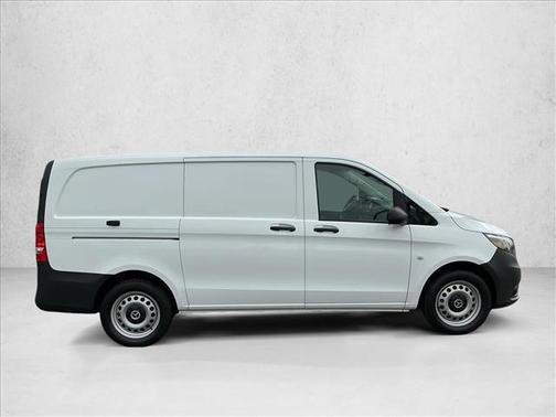 2023 Mercedes-Benz Metris Base