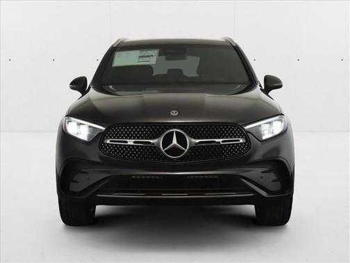 2025 Mercedes-Benz GLC 350e Base