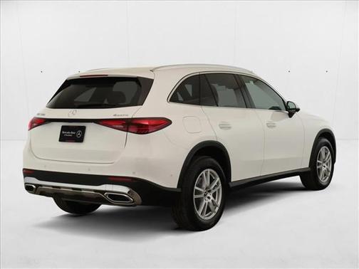 2025 Mercedes-Benz GLC 300 4MATIC