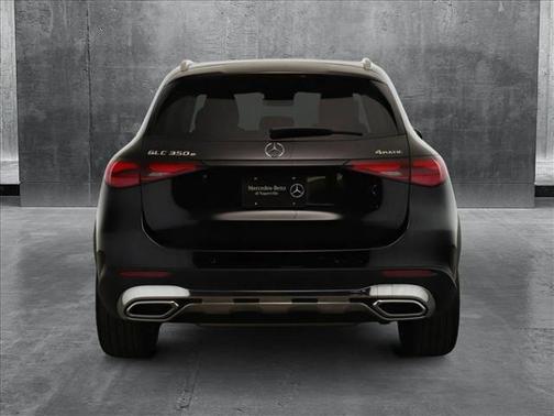2025 Mercedes-Benz GLC 350e Base