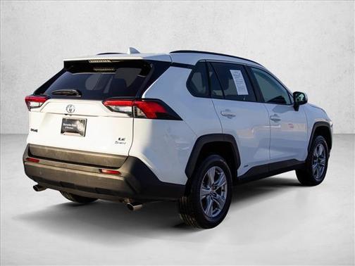 2025 Toyota RAV4 Hybrid LE