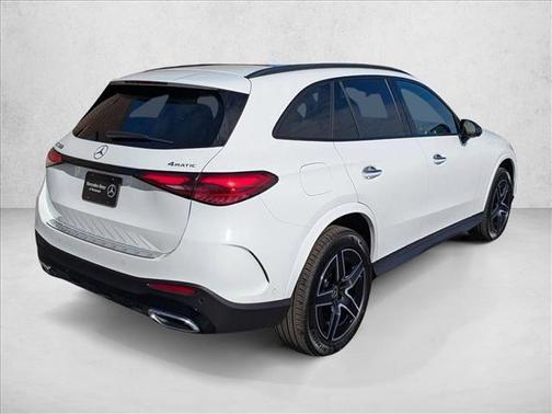 2026 Mercedes-Benz GLC 300 4MATIC