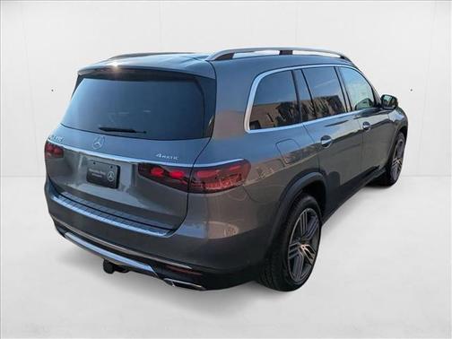 2026 Mercedes-Benz GLS 450 4MATIC