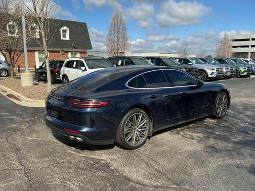 Night Blue Metallic 2018 Porsche Panamera 4S