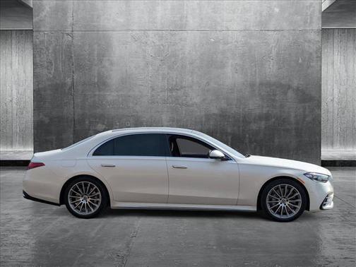 2022 Mercedes-Benz S-Class 4MATIC