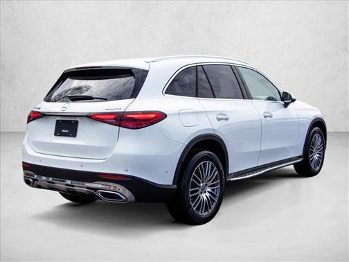 Polar White 2026 Mercedes-Benz GLC 300 4MATIC