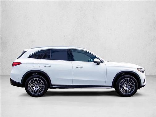 Polar White 2026 Mercedes-Benz GLC 300 4MATIC