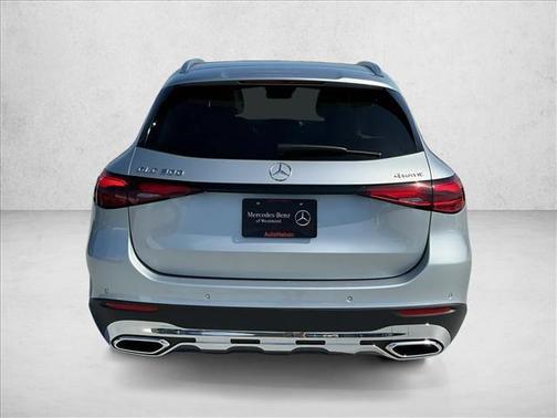 Cirrus Silver Metallic 2026 Mercedes-Benz GLC 300 4MATIC