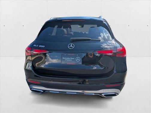 2026 Mercedes-Benz GLC 300 4MATIC