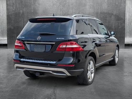 2015 Mercedes-Benz M-Class 4MATIC