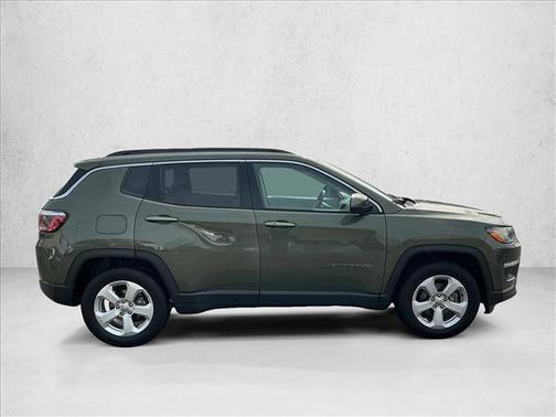 Olive Green Pearlcoat 2018 Jeep Compass Latitude