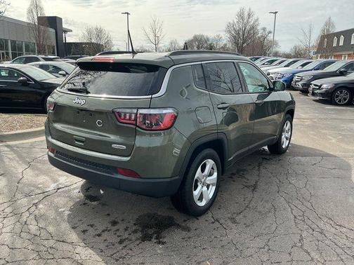 Olive Green Pearlcoat 2018 Jeep Compass Latitude