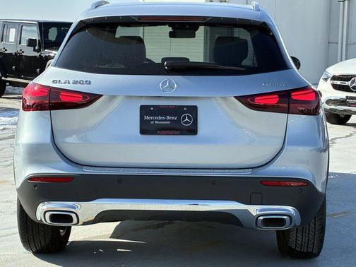 2026 Mercedes-Benz GLA 250 4MATIC