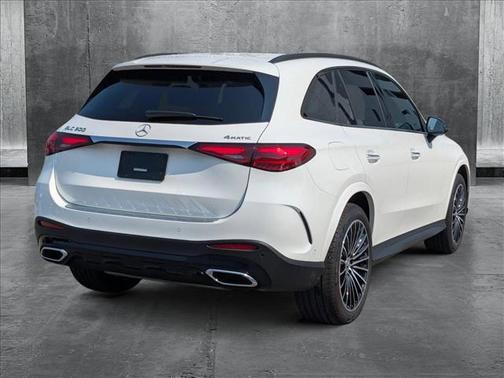2025 Mercedes-Benz GLC 300 4MATIC