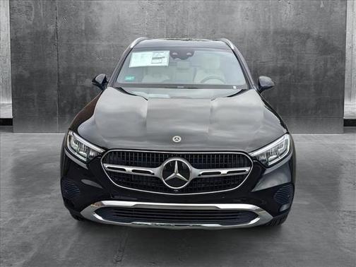 2025 Mercedes-Benz GLC 350e Base