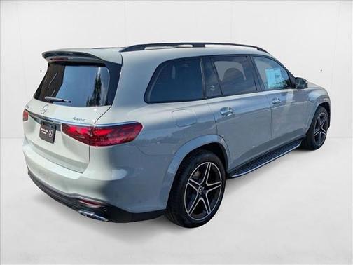 2026 Mercedes-Benz GLS 450 4MATIC