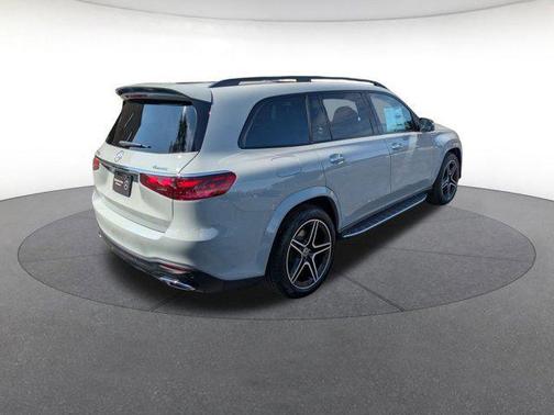 2026 Mercedes-Benz GLS 450 4MATIC