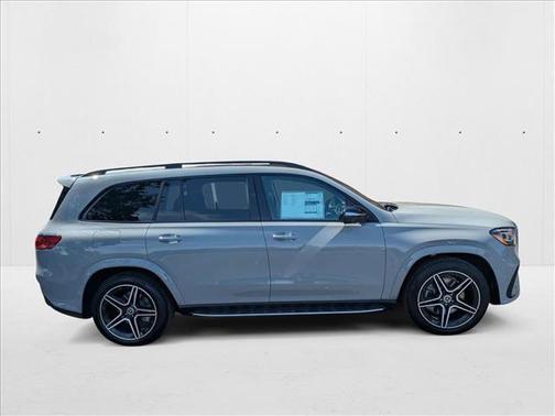 2026 Mercedes-Benz GLS 450 4MATIC
