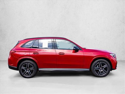 MANUFAKTUR Patagonia Red Metallic 2026 Mercedes-Benz GLC 300 4MATIC