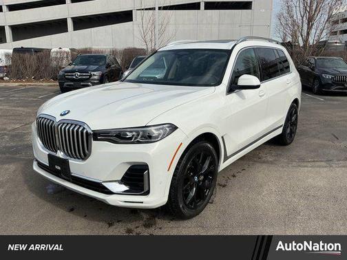 Alpine White 2022 BMW X7 xDrive40i
