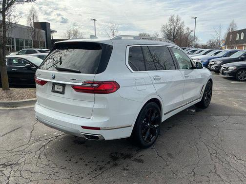 Alpine White 2022 BMW X7 xDrive40i