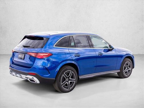Starling Blue Metallic 2026 Mercedes-Benz GLC 300 4MATIC