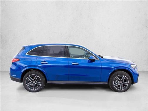 Starling Blue Metallic 2026 Mercedes-Benz GLC 300 4MATIC