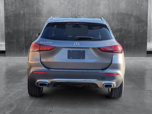 2021 Mercedes-Benz GLA 250 Base 4MATIC