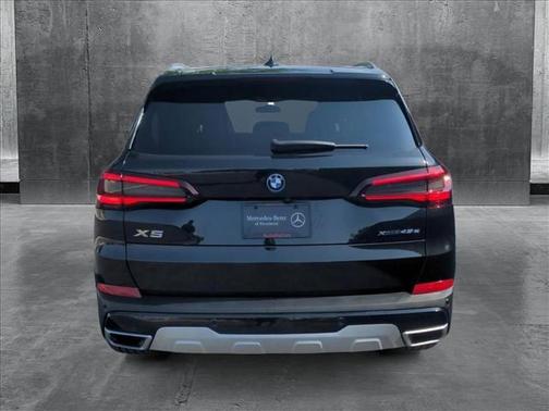 2022 BMW X5 PHEV xDrive45e